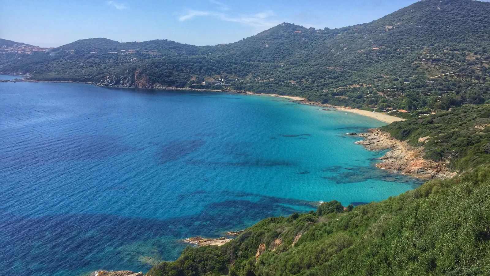 Cas particulier : le littoral et les plages sauvages