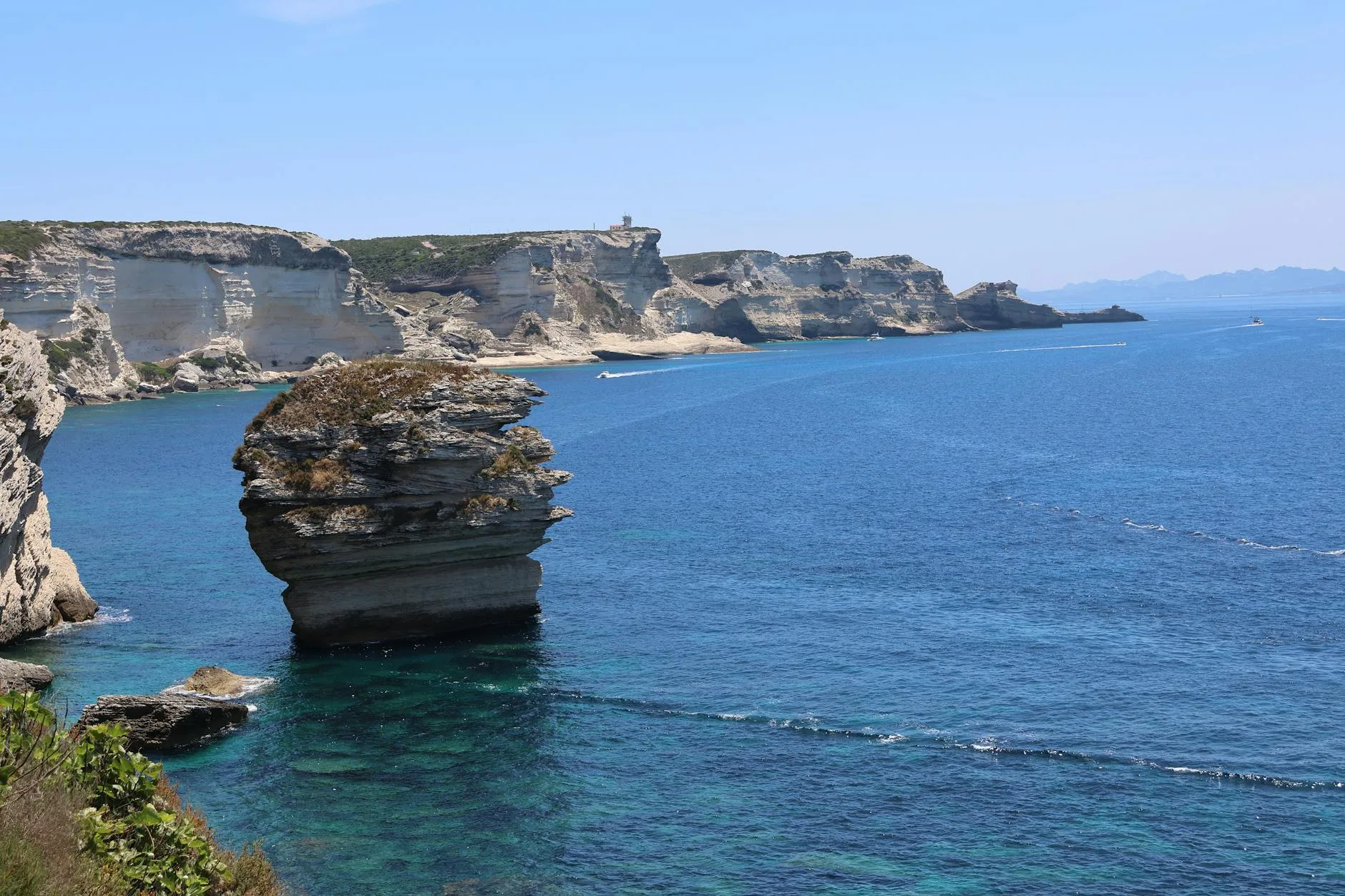 Jour 7 : Bonifacio — les falaises de calcaire blanc