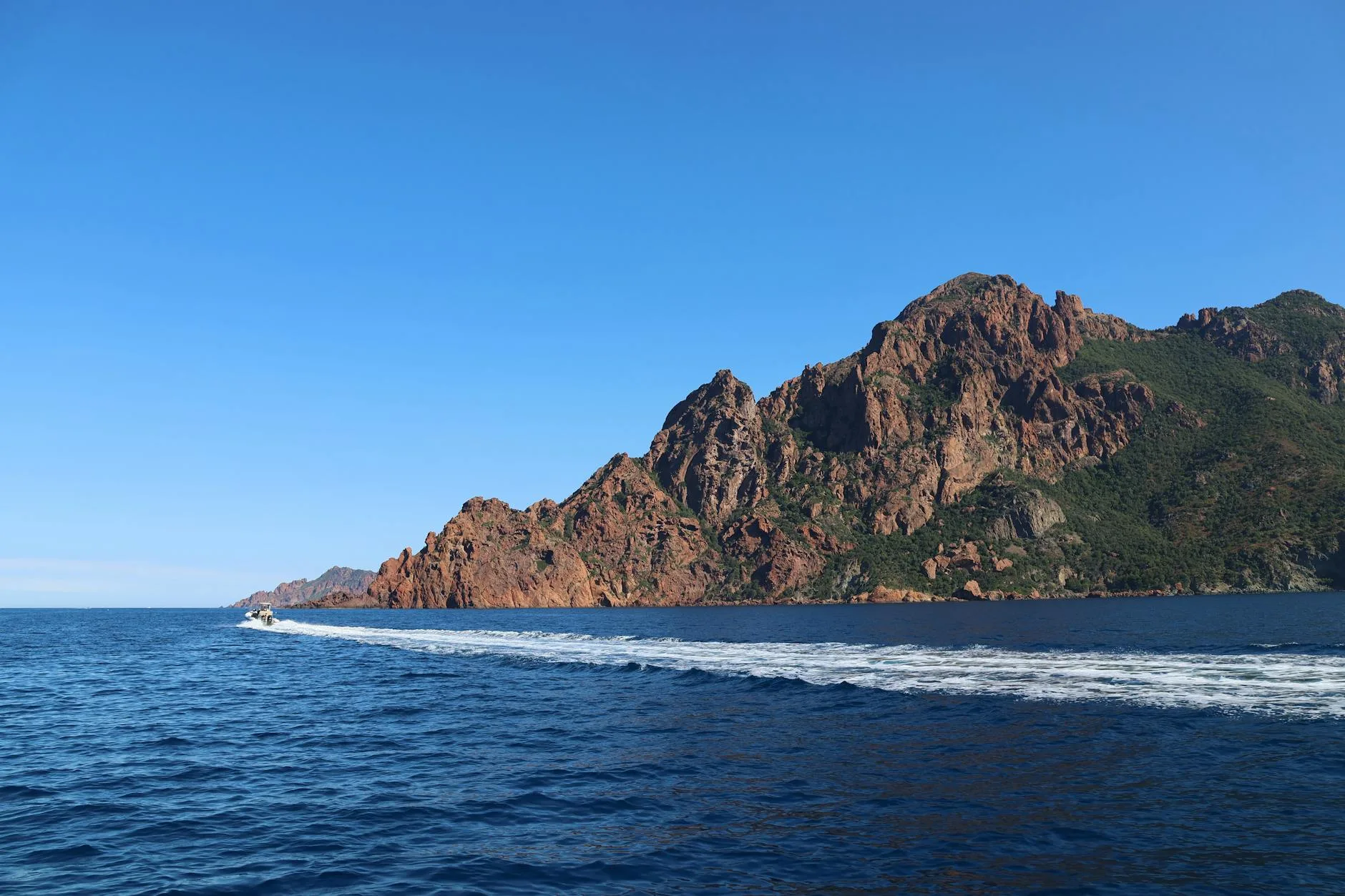 Jour 2 : Calanques de Piana et Golfe de Porto