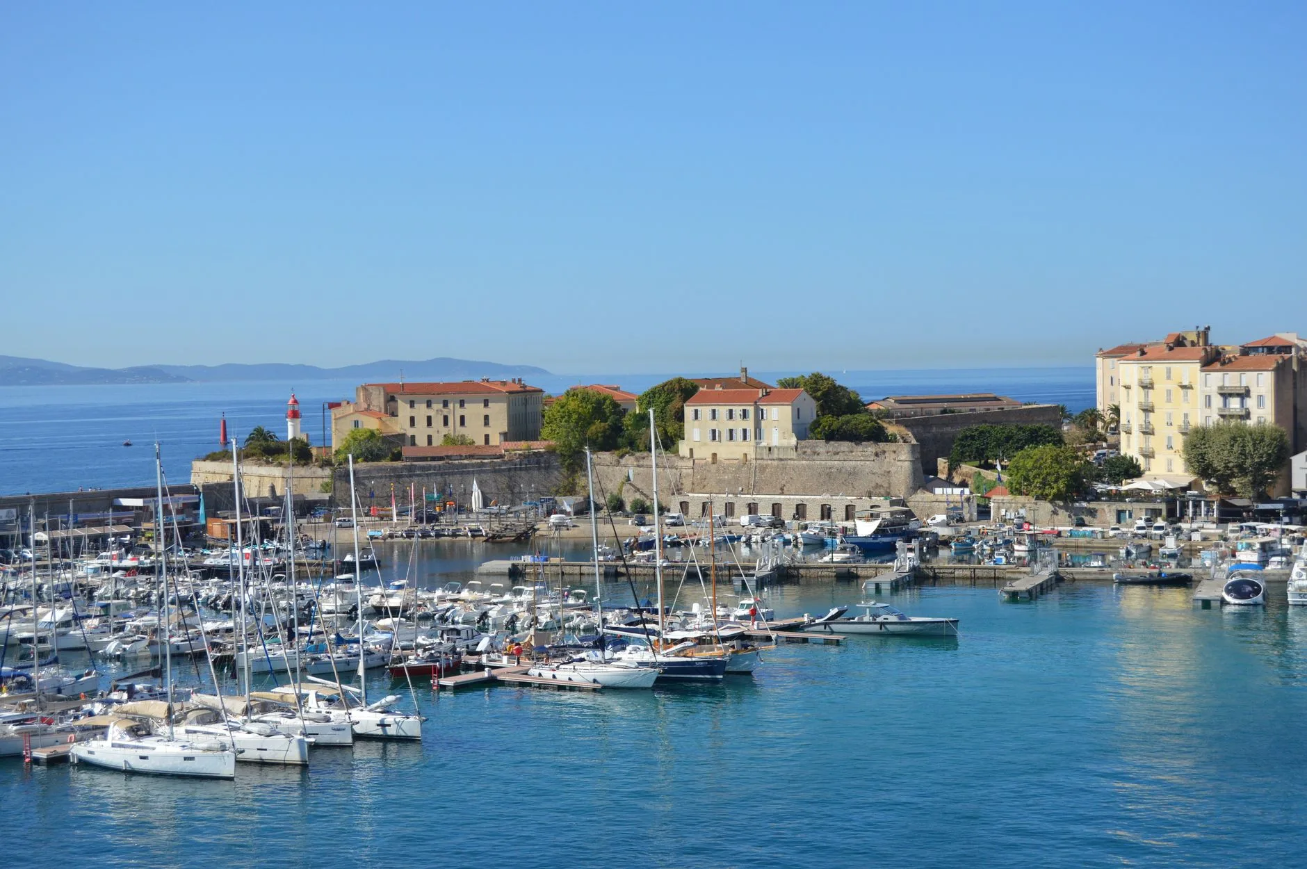 Le Vieux Port et le quartier des pécheurs
